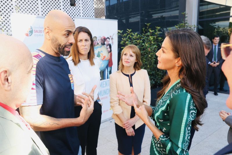 La reina Letizia, el rapero el Chojin y Edurne Pasaban