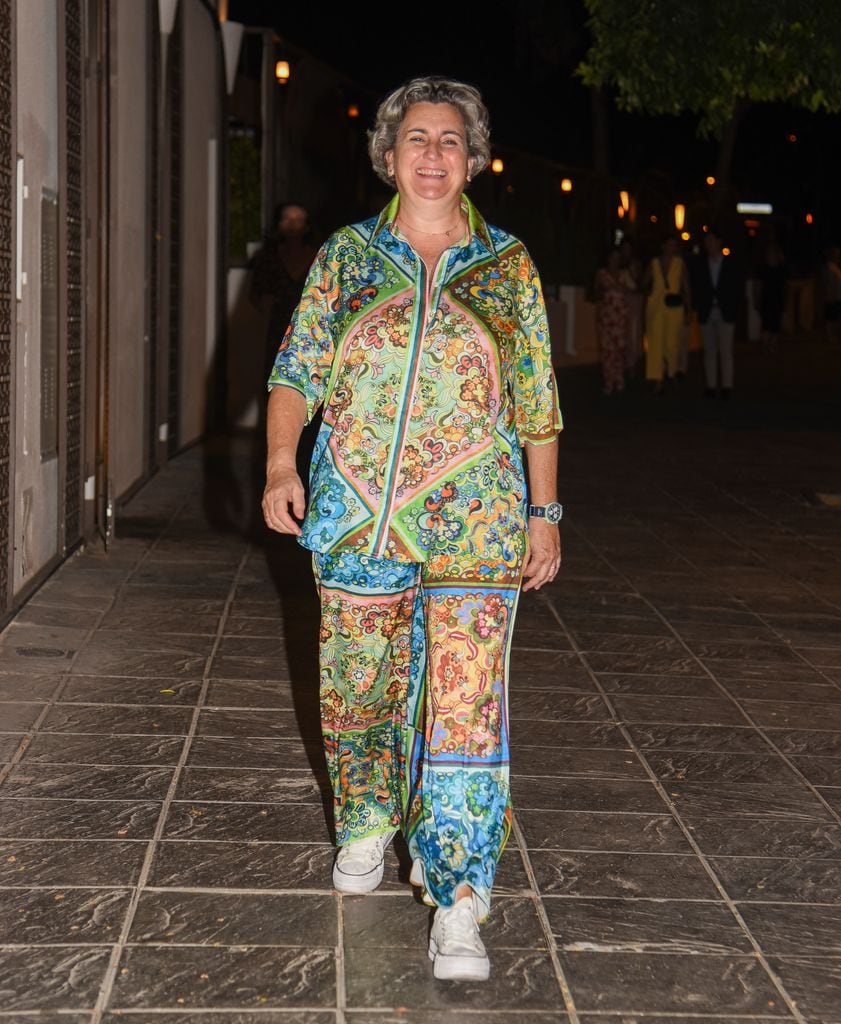 Chef Pepa Muñoz arriving at Constanza Villa-Mir's pre-wedding in Seville on October 4, 2024