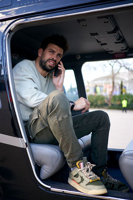 Gerard Piqué llega en helicóptero al Camp Nou para la final de la KIngs League