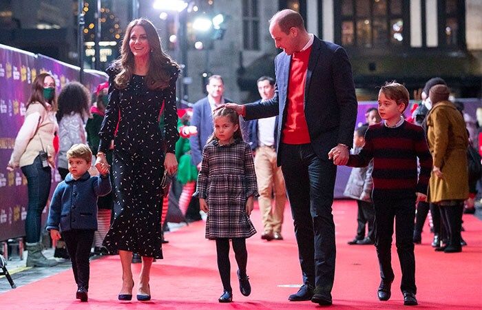 William y Kate con sus hijos