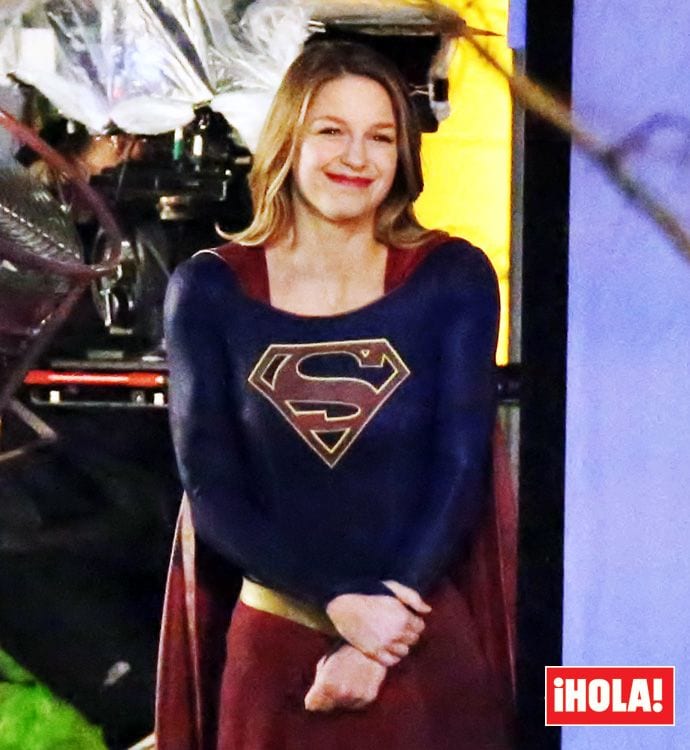 ¡Supergirl habla español! La serie de superhéroes que ha viajado a España a salvar un Velázquez