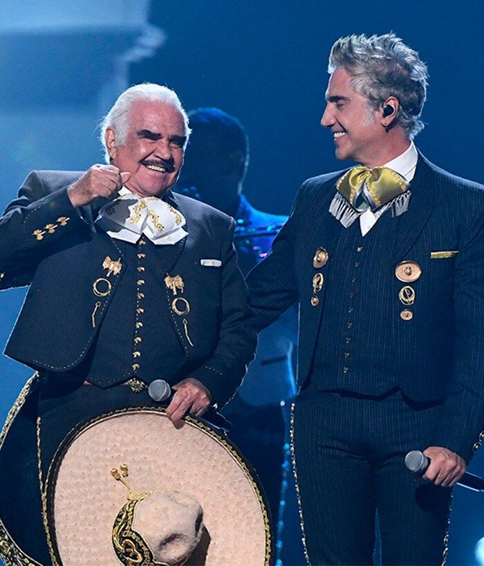 Vicente Fernández y Alejandro Fernández