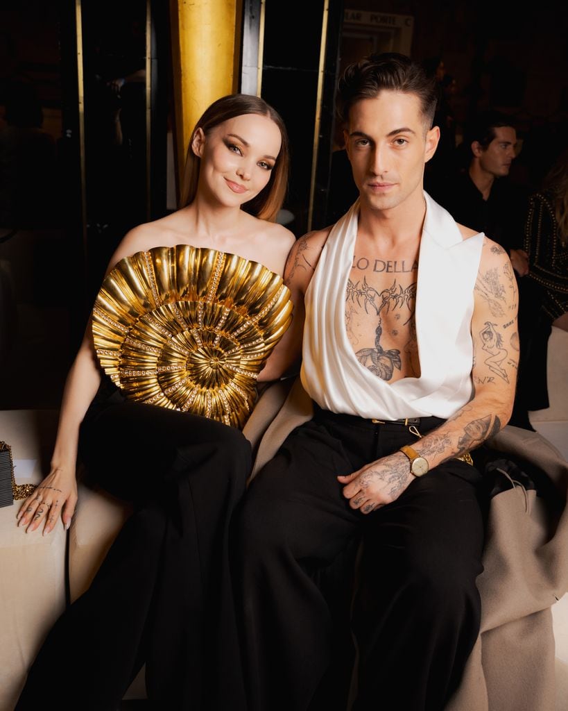 La pareja, en el 'front row' de Balmain, en París