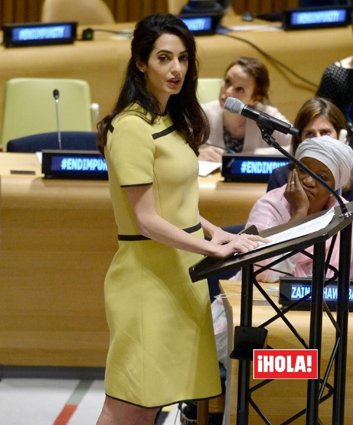 Amal Clooney hablando en la ONU