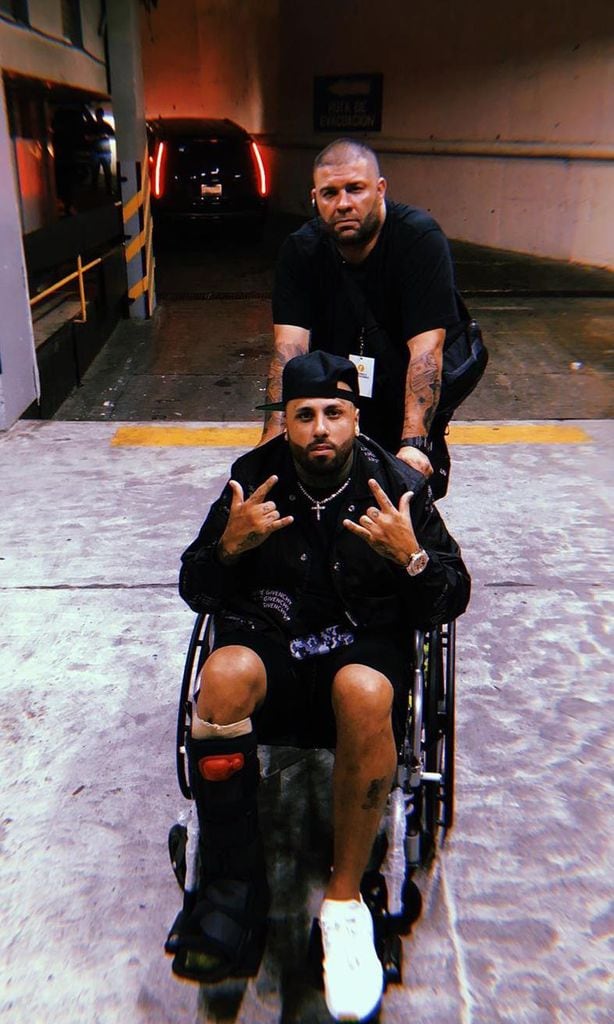 Nicky Jam silla de ruedas