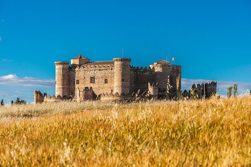 castillo-de-belmonte-cuenca-verano