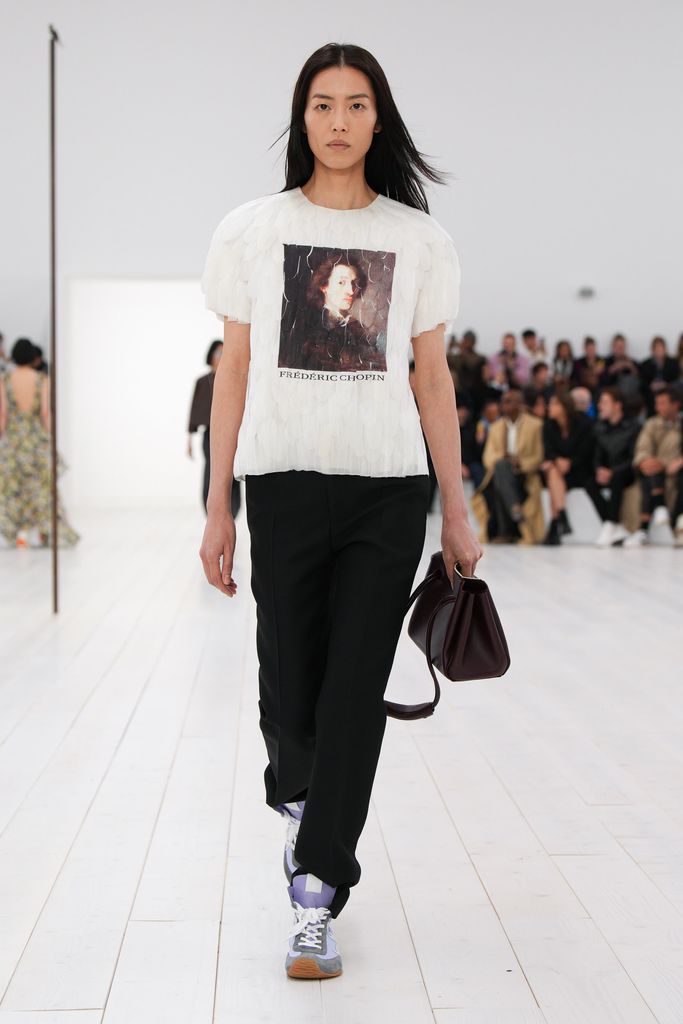 Paris Fashion Week: Loewe Primavera/Verano 2025