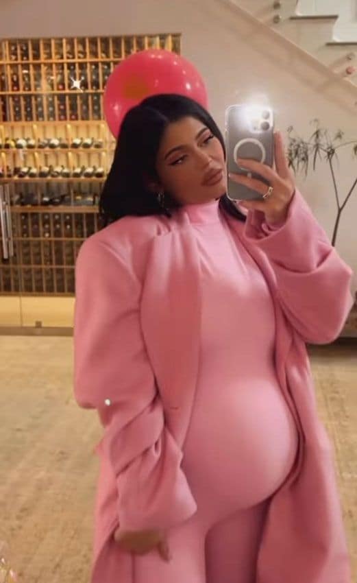 Kylie Jenner pudo haber dado a luz a su segundo bebé