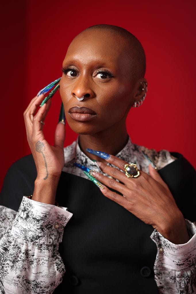 Cynthia Erivo hace de las uñas su accesorio más personal.