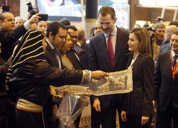 Los Reyes de España han visitado diferentes stands, aquí están mostrando especial interés por el de Egipto 