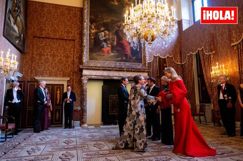 Guillermo y Máxima de Holanda con el