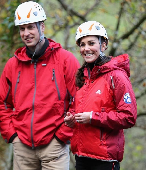 Los Duques de Cambridge visitaron el Centro Tower Outdoor de Snowdonia que se dedica a promover experiencias al aire libre para proporcionar habilidades de aprendizaje a través del esfuerzo y la superación personal en un ambiente de aventura
