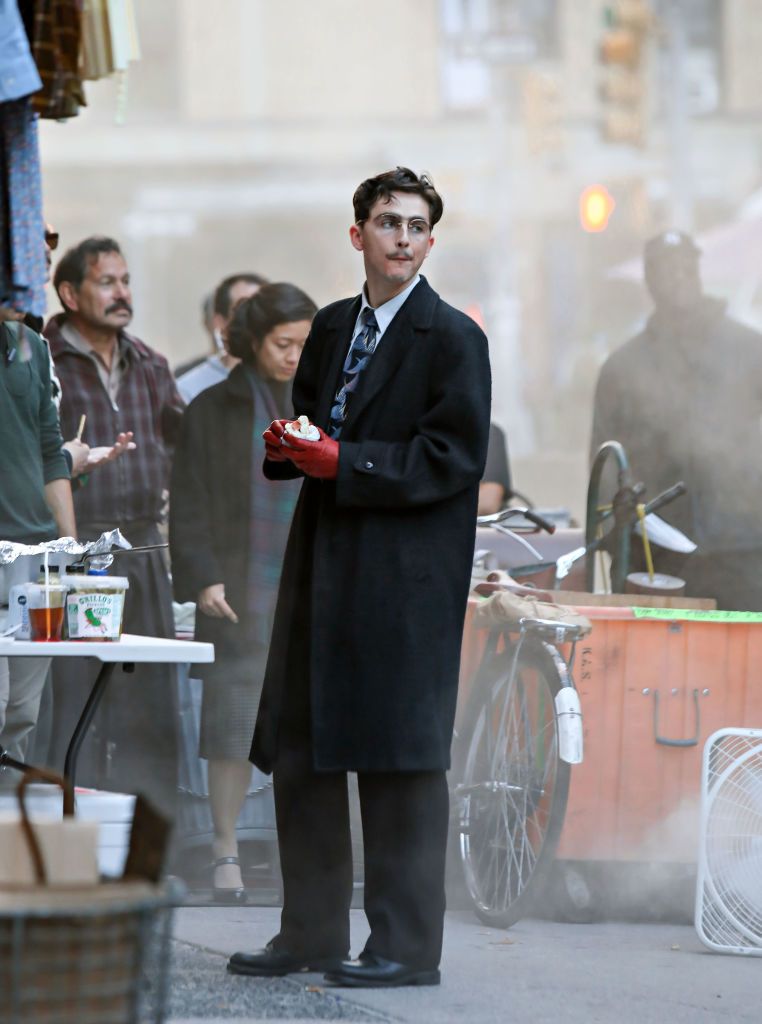 Timothee Chalamet en el set de "Marty Supreme"