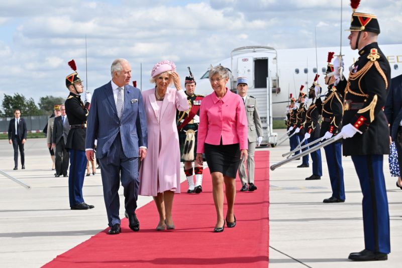 Carlos y Camilla de Reino Unido en Francia