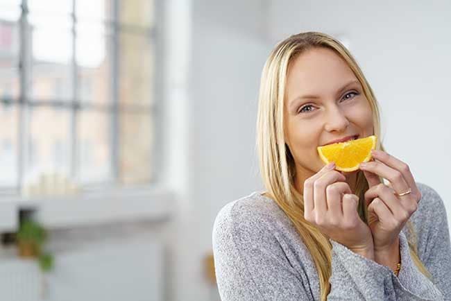 Mantén la salud de tu boca con vitaminas y minerales