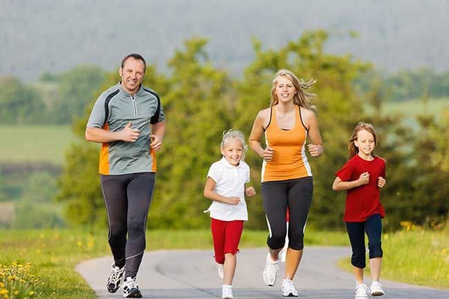 Correr en familia, detalles y trucos a tener en cuenta