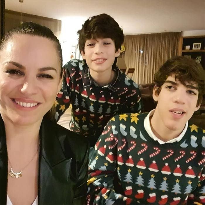 Fabiola Martínez y sus hijos