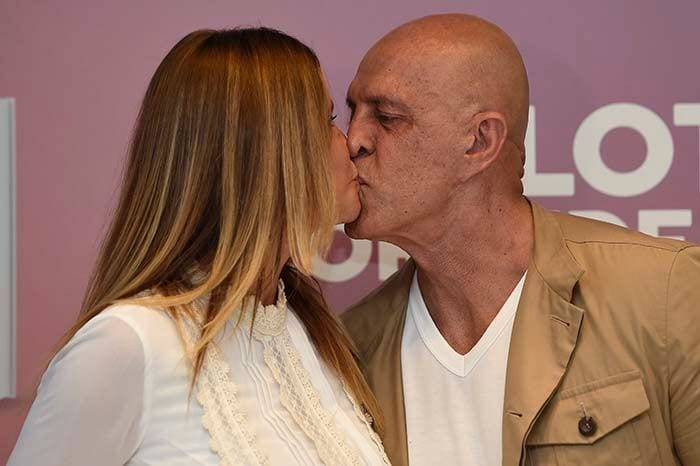 La sonrisa permanente de la tertuliana mientras llamaba a Kiko “el gran amor de mi vida” hizo que Jorge Javier interviniese en su discurso preguntándole si esperaba encontrar otro amor igual