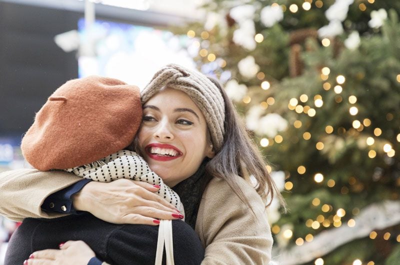 getty amigas abrazo