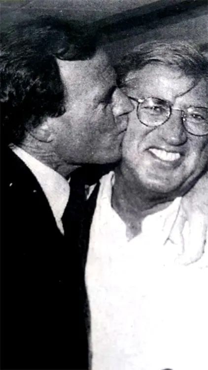 Pepe Domingo Castaño y Julio Iglesias