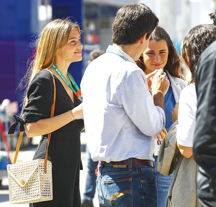 Isabel Hernáez, el mejor apoyo de Carlos Sainz Jr. en las carreras