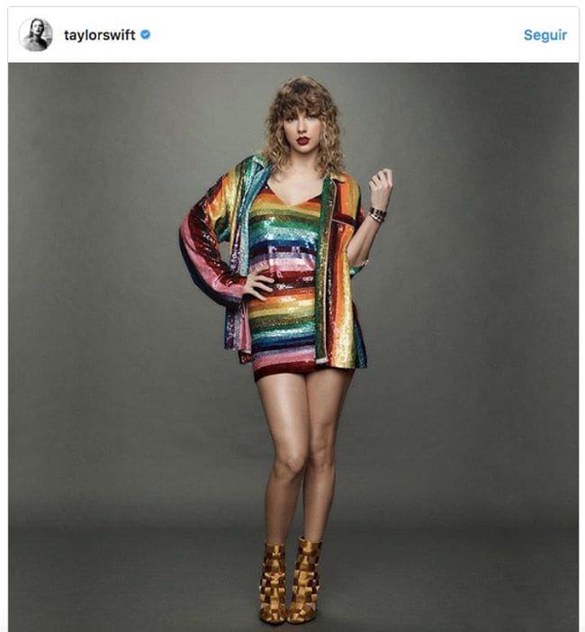 Taylor Swift vestido lentejuelas Ashish