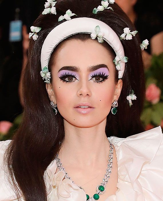 gala met maquillaje ojos lily collins 1a