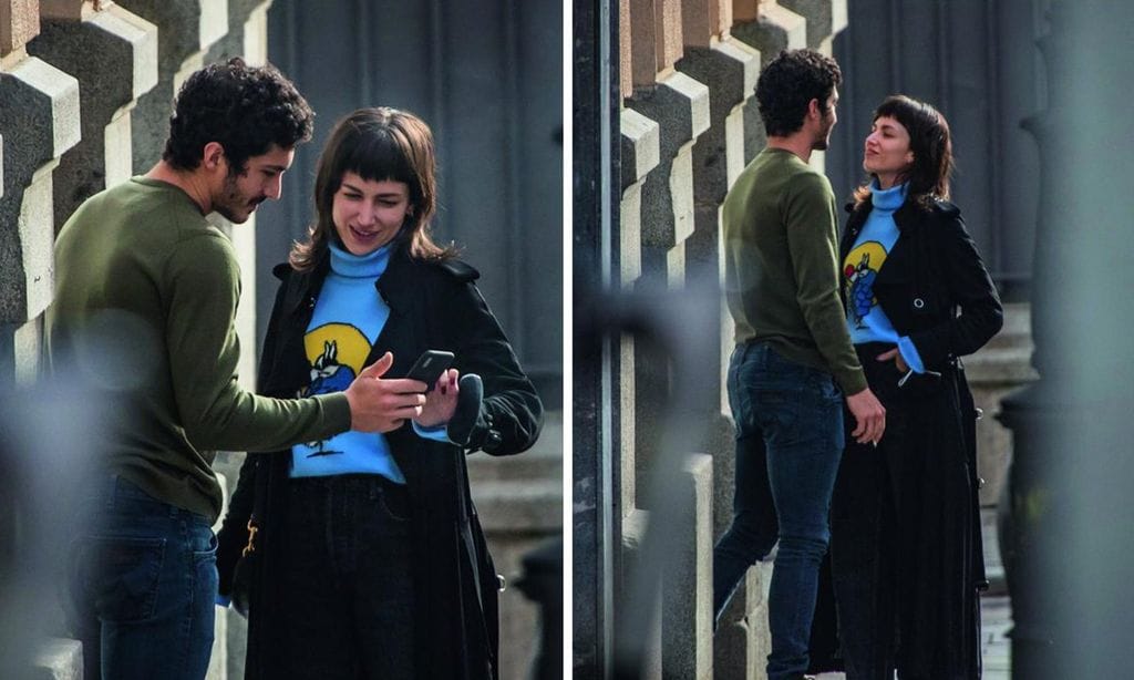 
Úrsula Corberó y Chino Darín protagonizaron un romántico beso de película en la vida real por las calles de Madrid, ciudad donde viven juntos.
