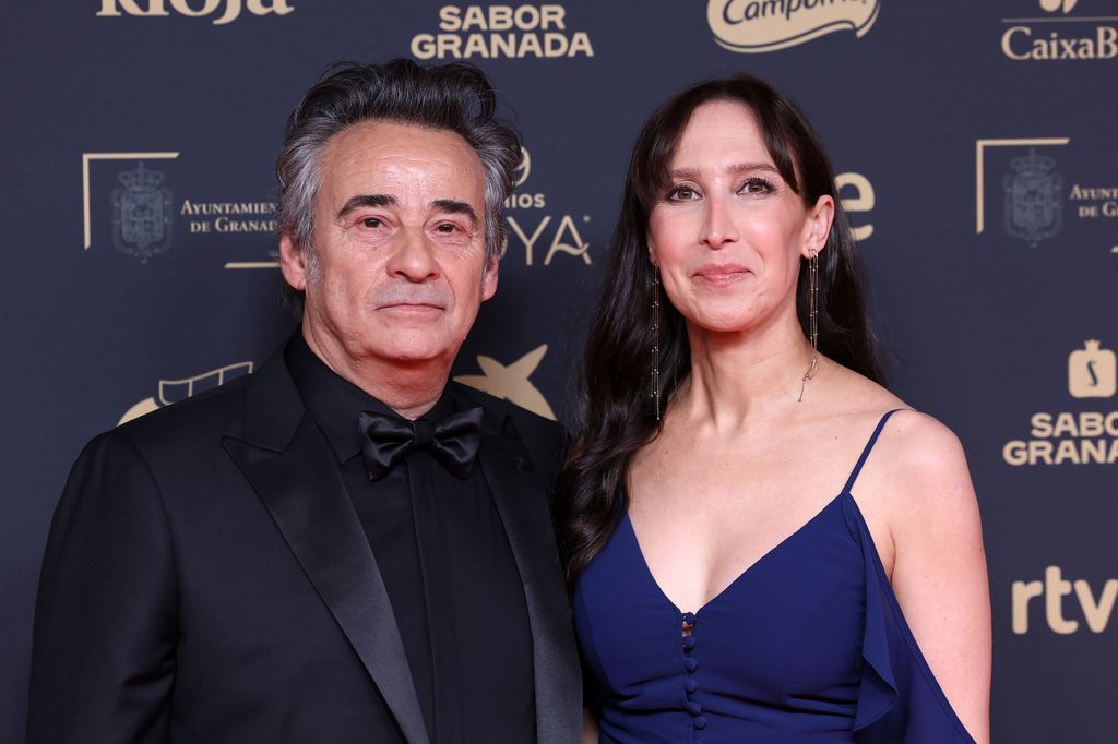 Eduard Fernández y Ainhoa Aldanondoen la alfombra roja de los premios Goya 2025