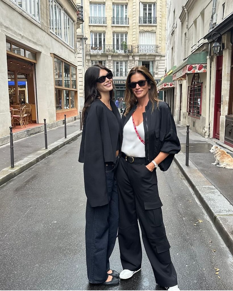 Kaia Gerber y Cindy Crawford en las calles de París