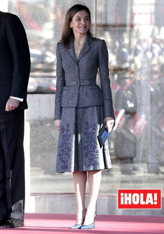 Reina Letizia look