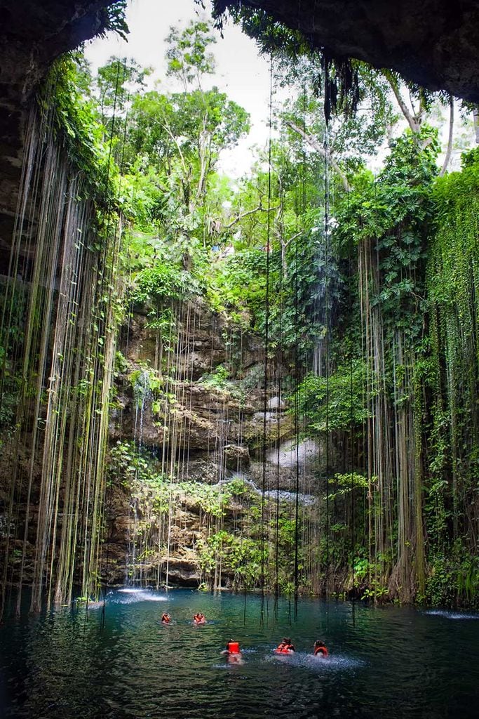 chichen itza cenote