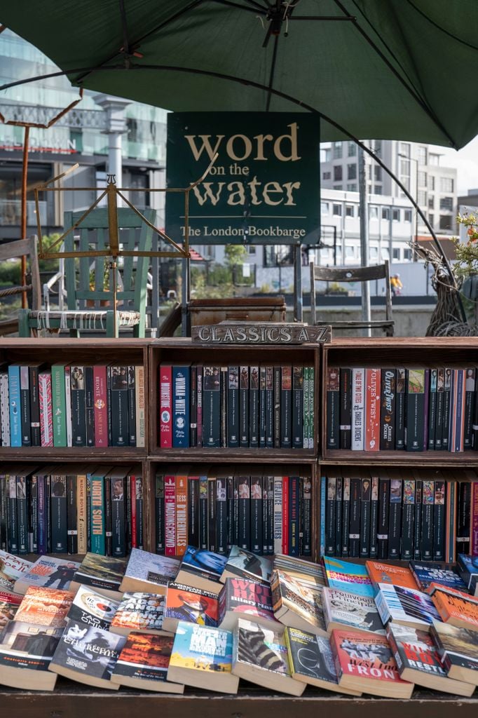 libreria flotante londres