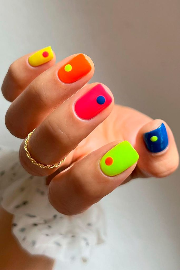 manicura neon