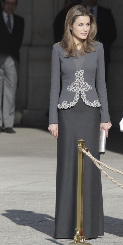 reina_letizia_pascua_militar_look_2013_1a