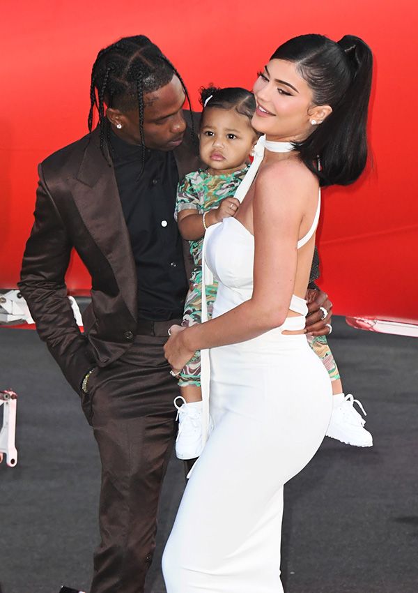 Kylie Jenner, Travis Scott y Stormi en 2019