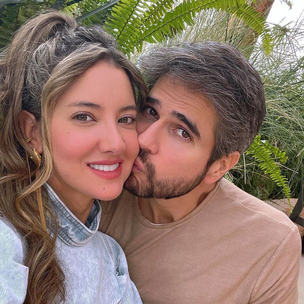 Daniella Álvarez y Daniel Arenas