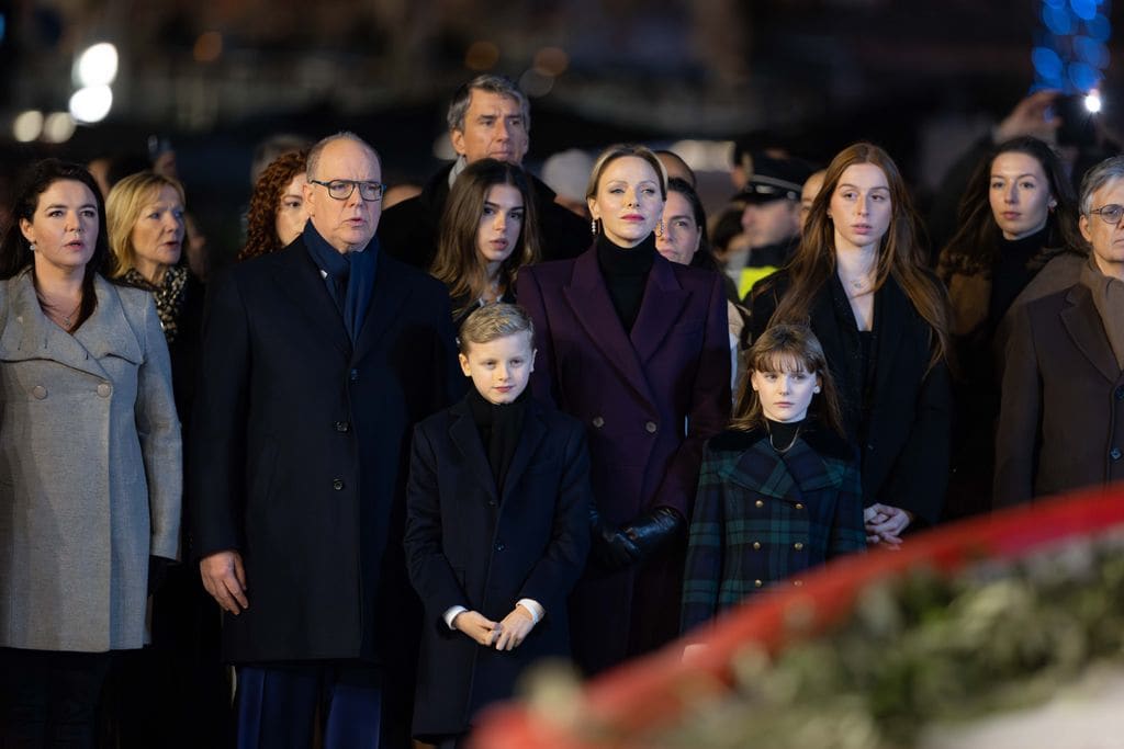 ALBERTO Y CHARLENE CELEBRAN JUNTO A SUS HIJOS LA CEREMINIA DE SAINTE DEVOTE EN MÓNACO 