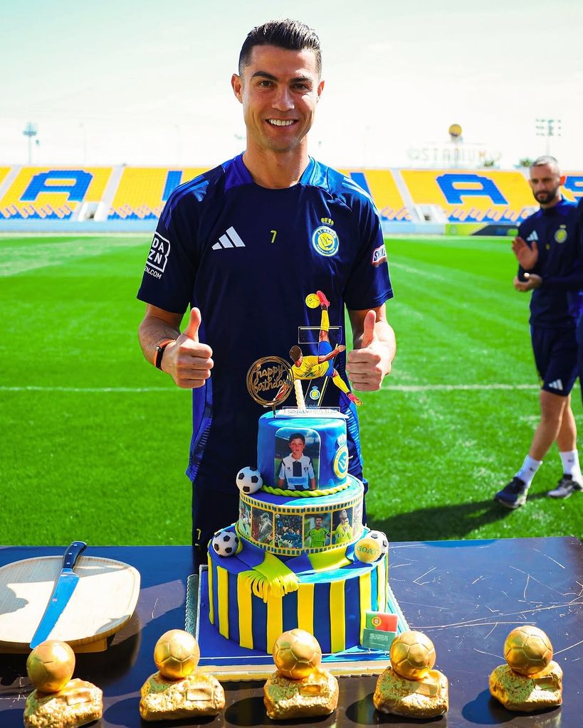 Cristiano Ronaldo celebra su cumpleaños con el Al-Nassr