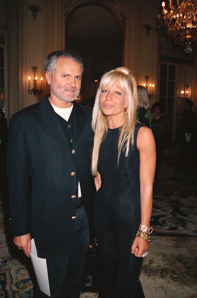 Gianni and Donatella Versace in Paris, in 1993