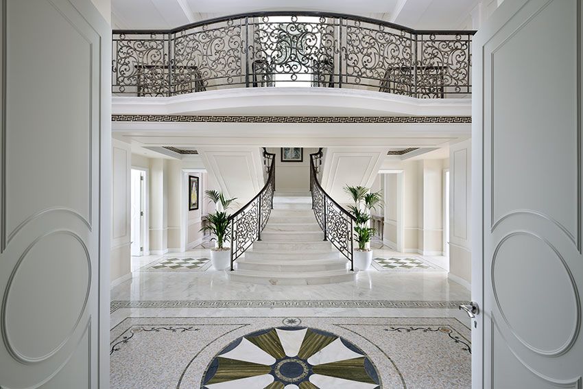 Palazzo-Versace_Imperial_Suite_Entrance_2