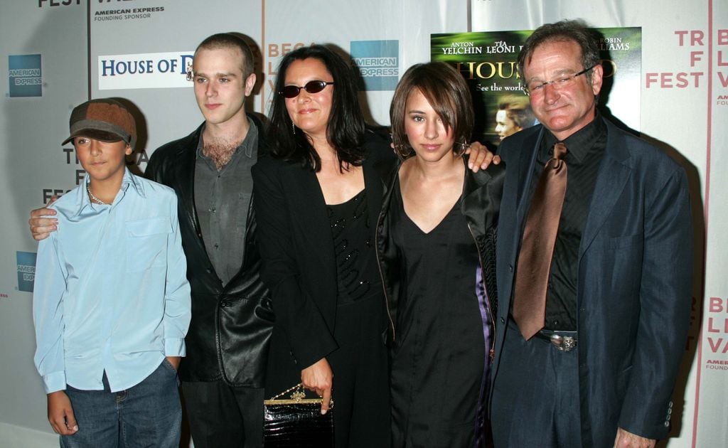 Robin Williams con sus tres hijos