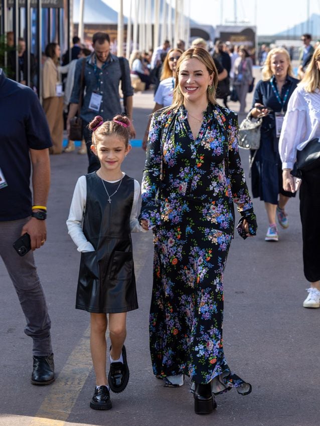 Alyssa Milano con su hija Elizabeth Dylan