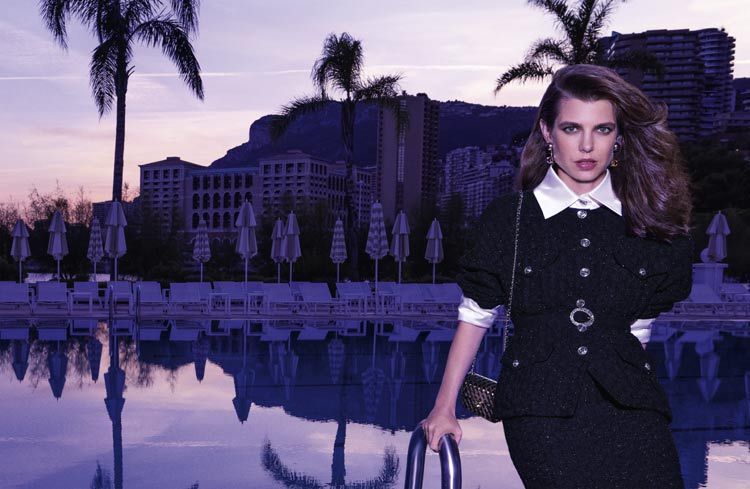 Carlota Casiraghi posando para Chanel