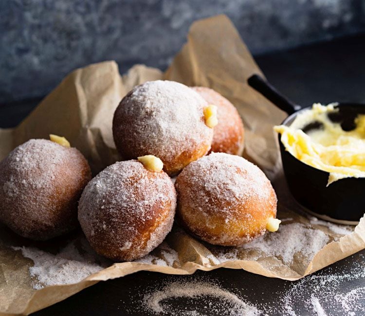 Bolitas de dónut rellenas de 'lemon curd'