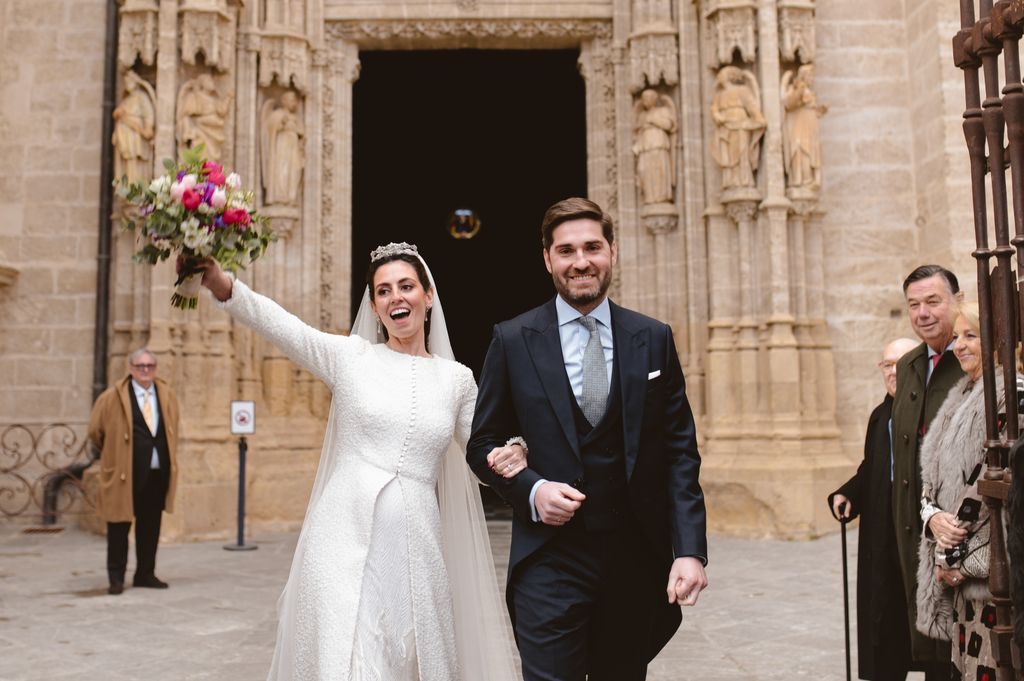 Boda Magdalena González-Serna y Antoliano Rodríguez en Sevilla catedral