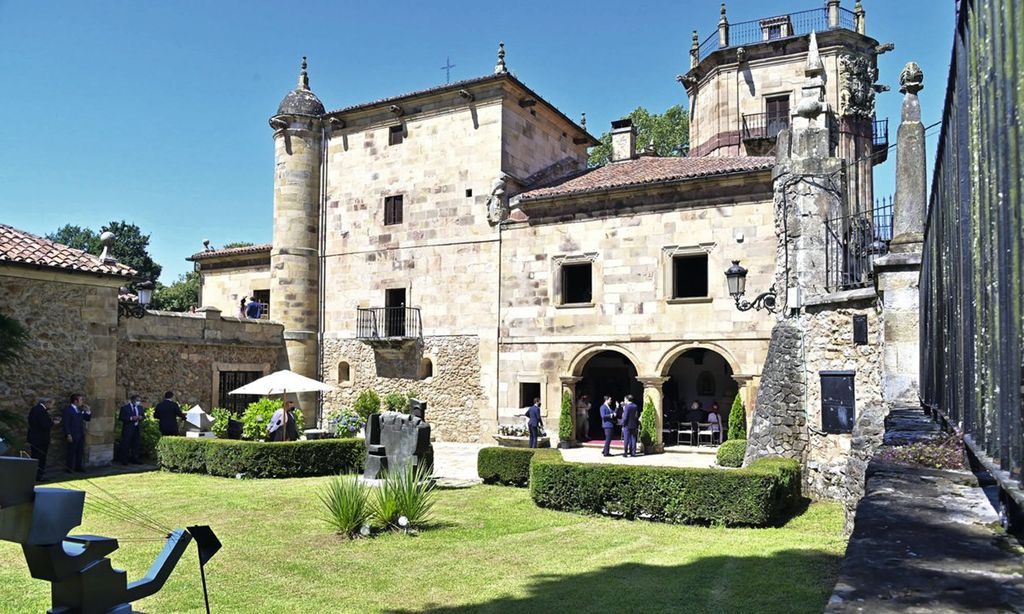 Boda Jose Luis Santos Yanes y Fátima Úrculo HOLA 4017