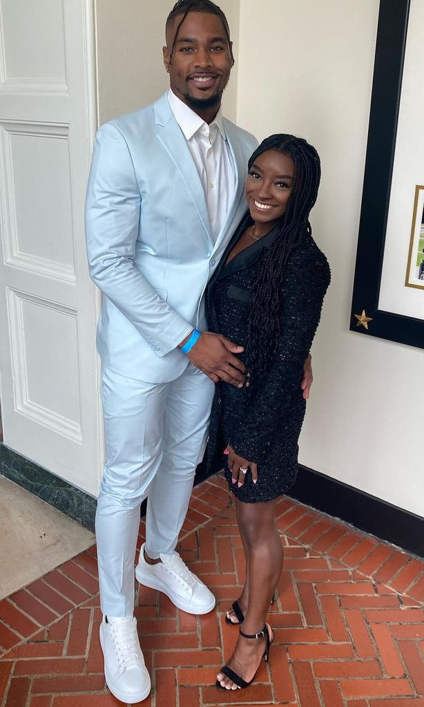 Simone Biles y Jonathan Owens