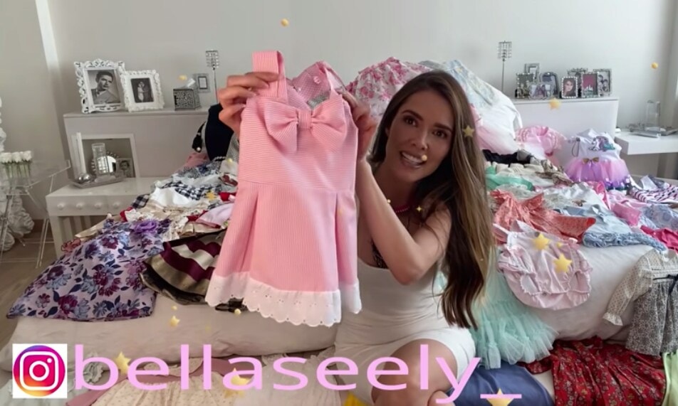 Marlene Favela presume los vestidos de su hija