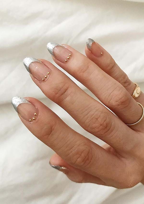 manicura perlas metalizadas